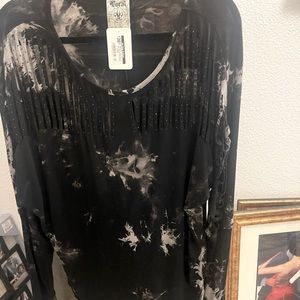 A dressy top! Black casual& sexy brand new!